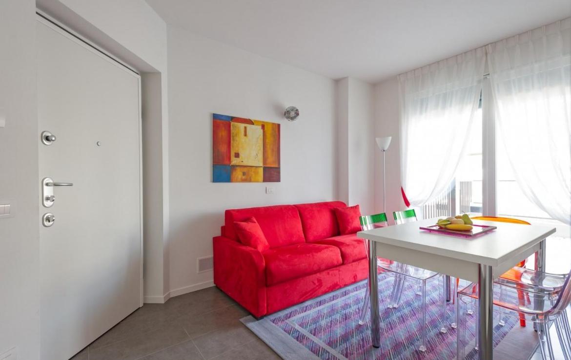 موسّو Modern Apartments Lake View With Pool المظهر الخارجي الصورة